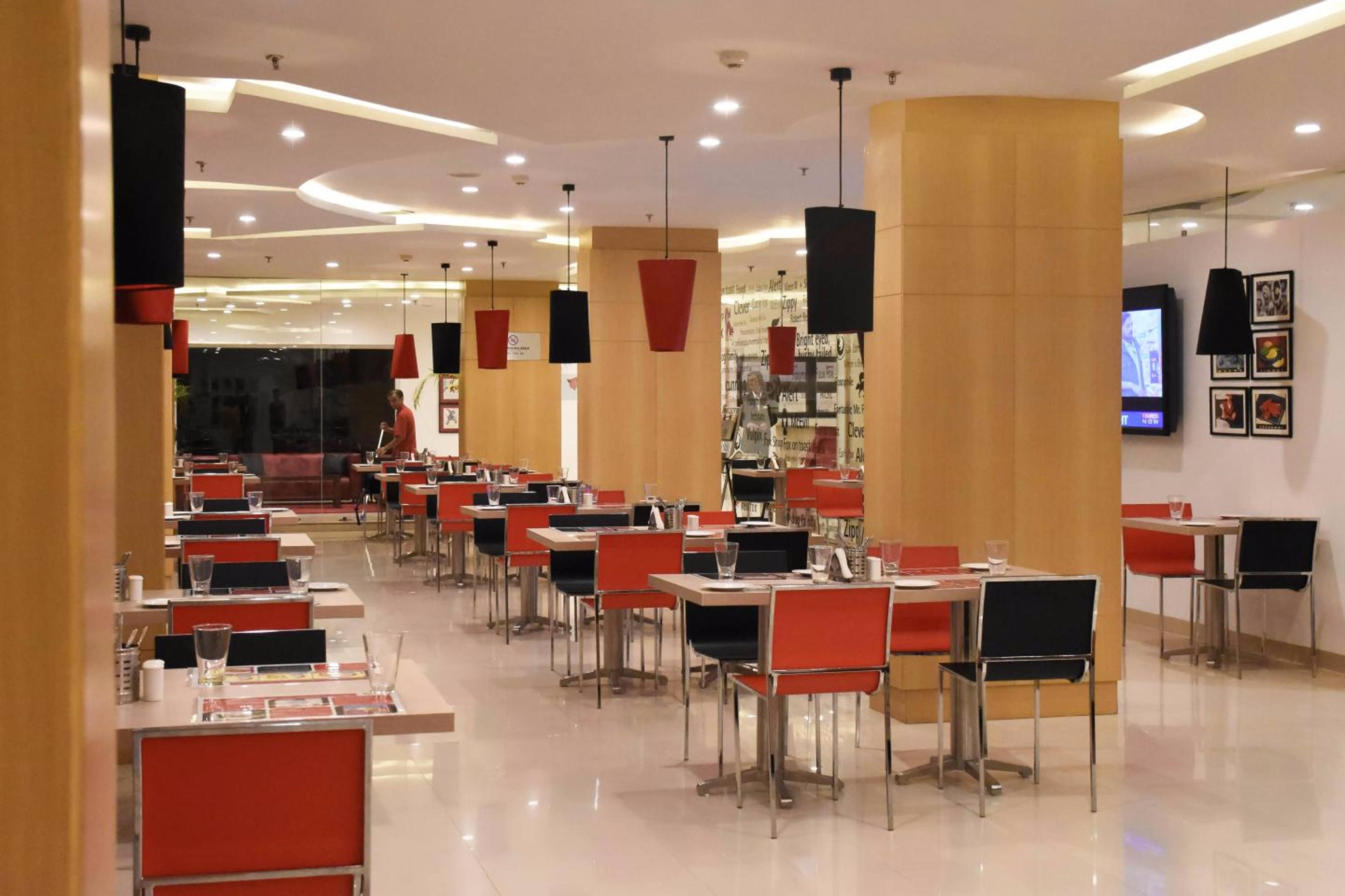 Red Fox Hotel, Chandīgarh מראה חיצוני תמונה