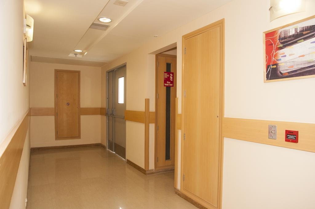 Red Fox Hotel, Chandīgarh מראה חיצוני תמונה