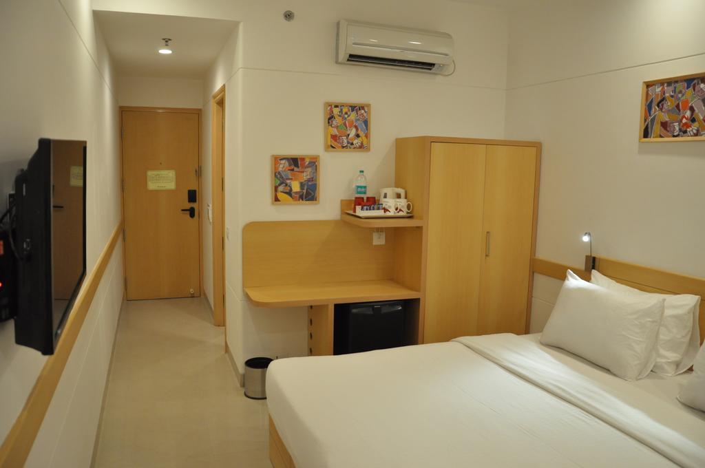 Red Fox Hotel, Chandīgarh מראה חיצוני תמונה