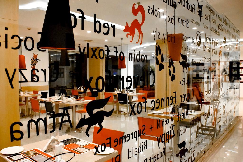 Red Fox Hotel, Chandīgarh מראה חיצוני תמונה
