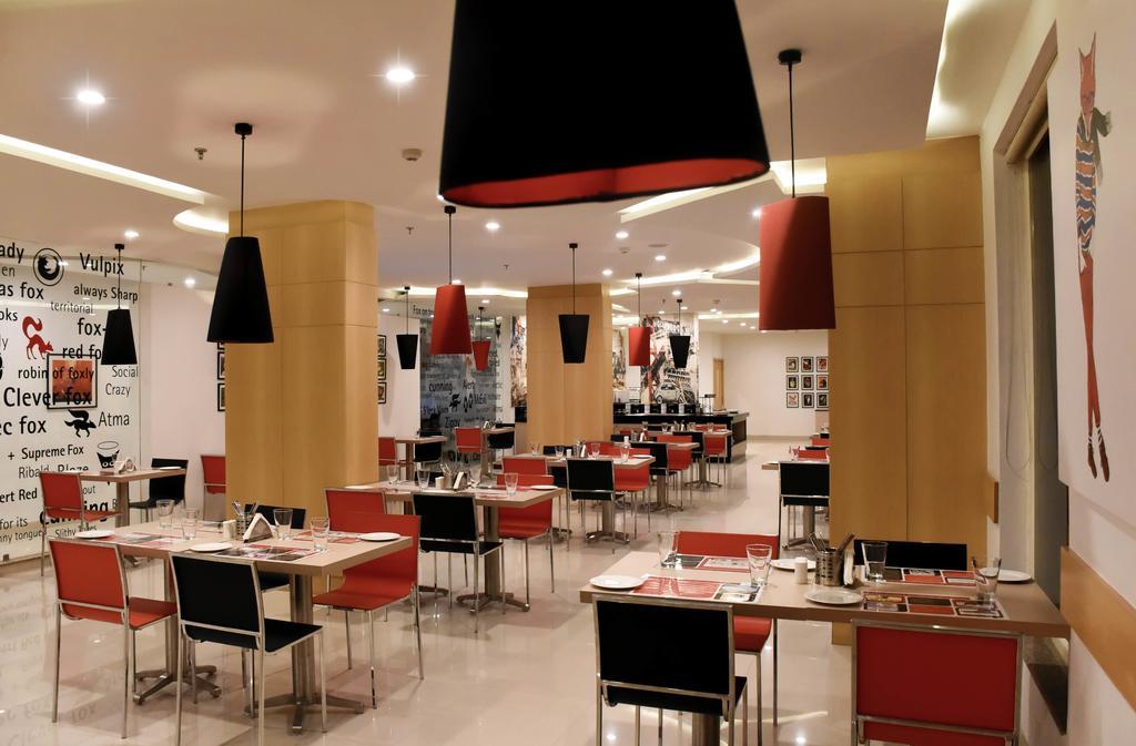 Red Fox Hotel, Chandīgarh מראה חיצוני תמונה