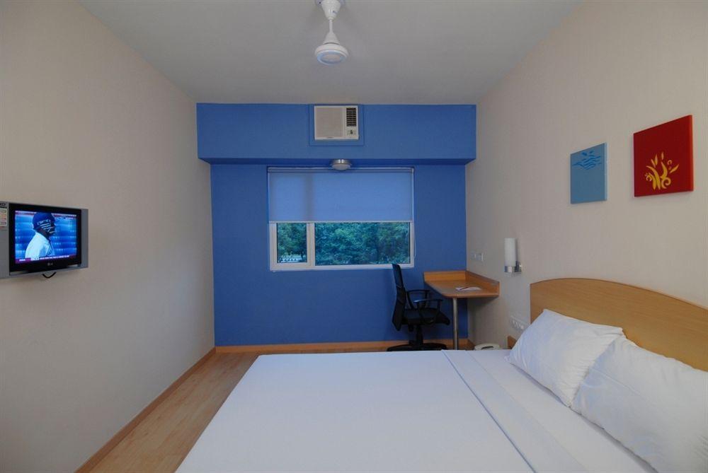 Red Fox Hotel, Chandīgarh מראה חיצוני תמונה
