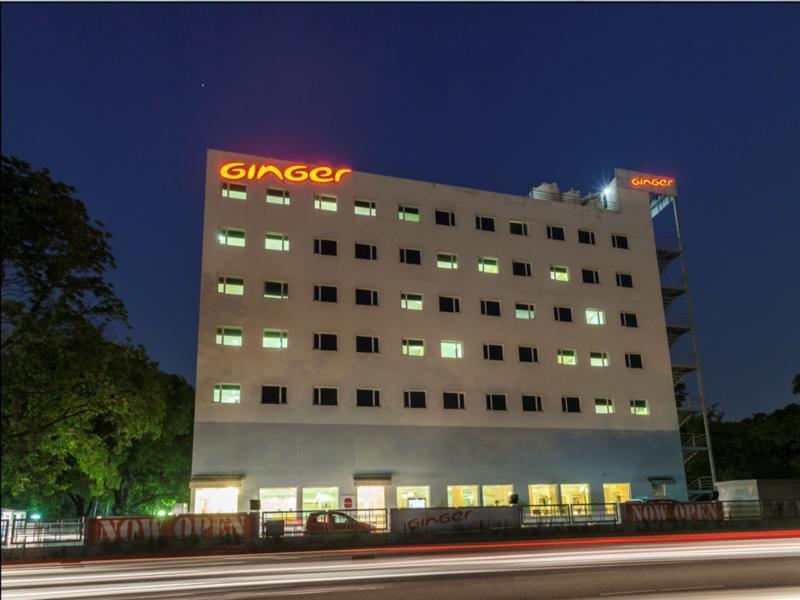 Red Fox Hotel, Chandīgarh מראה חיצוני תמונה